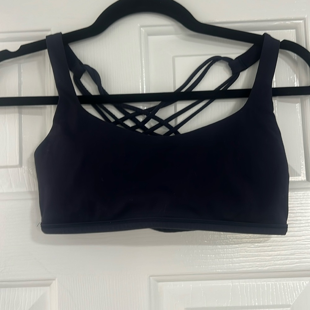 Lululemon strappy navy sports bra size 6